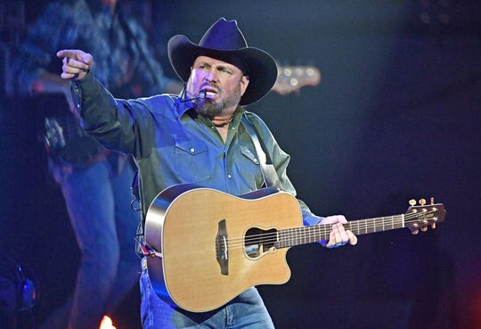 Garth Brooks Guitar 2020