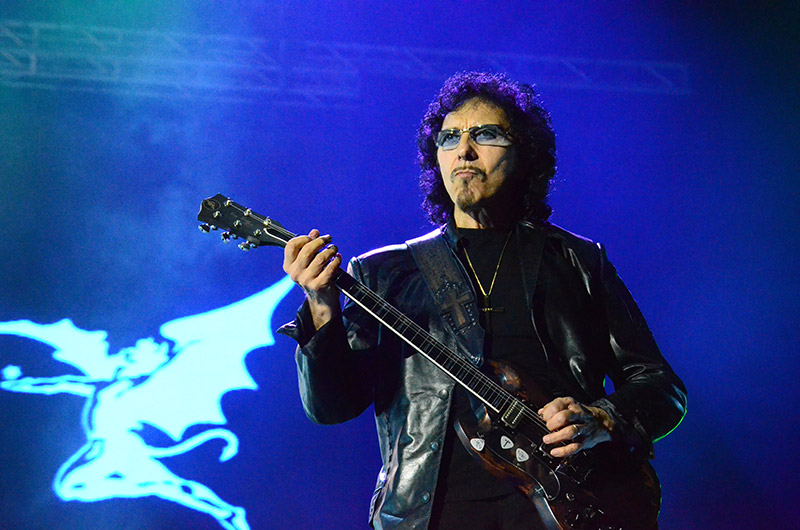 Tony Iommi Guitars and Gear Featured Image