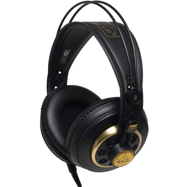 AKG K-240