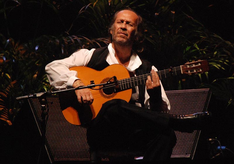 One of the Best Classical Guitarists of All Time