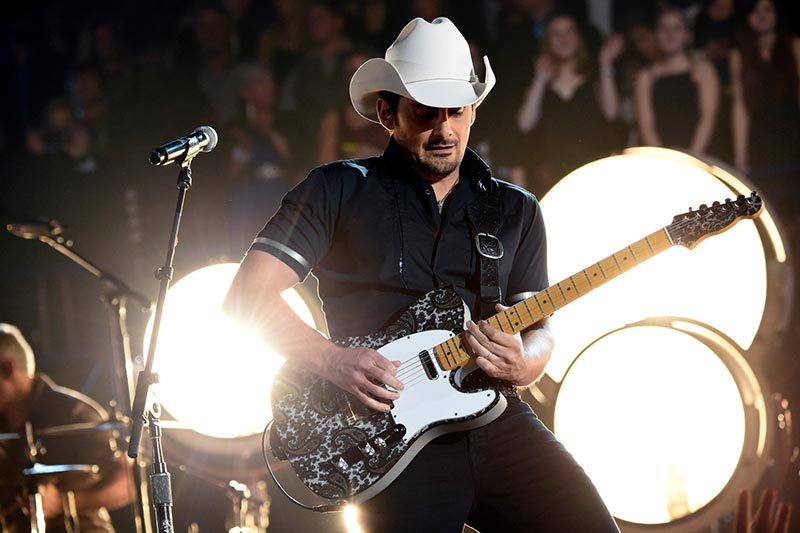 Brad Paisley Playing Guitar Live