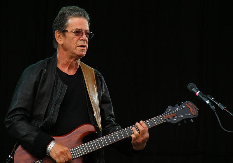 Lou Reed Playing Guitar Live