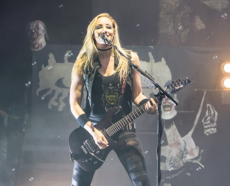 Nita Strauss Playing Guitar