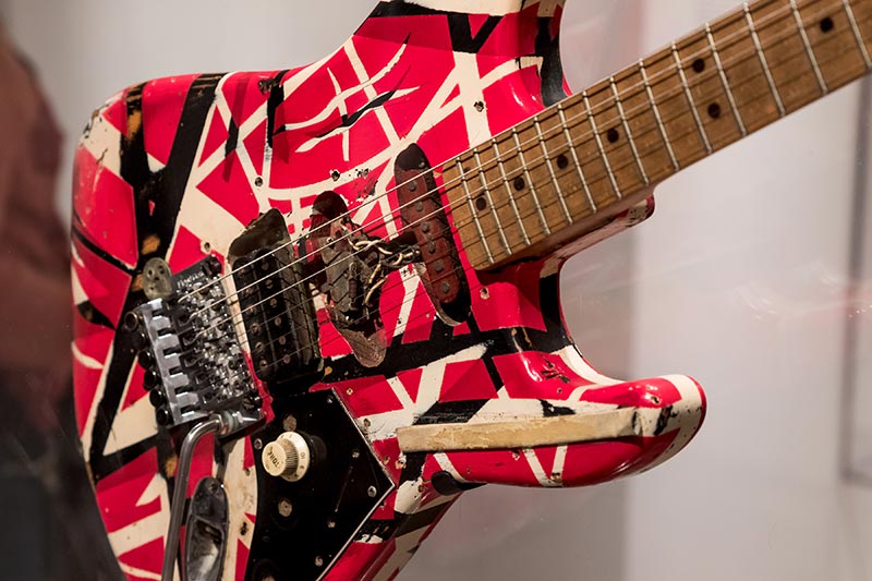 Who Makes EVH Guitars Featured Image