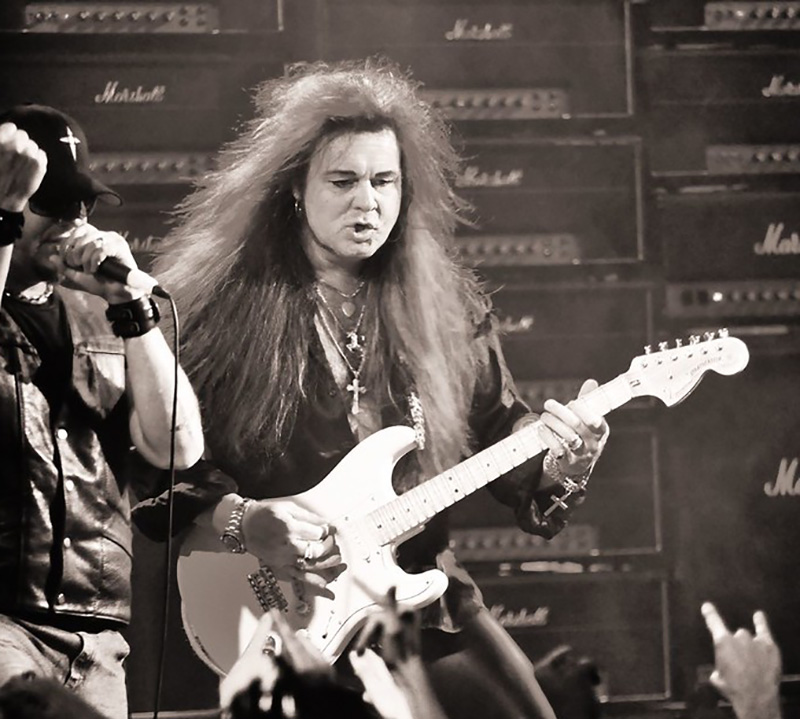 Yngwie Malmsteen Playing Guitar Live