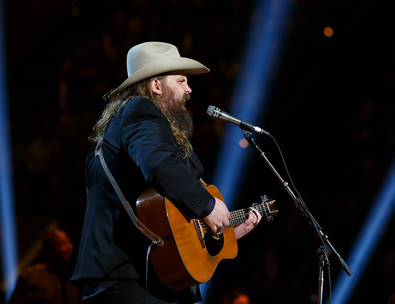 Chris Stapleton Playing Guitar