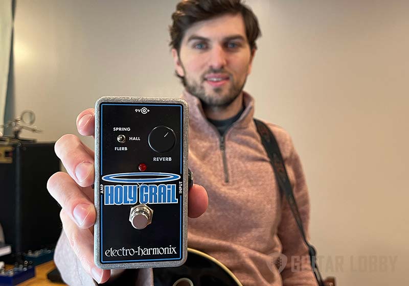 Holy Grail Nano reverb pedal being reviewed by Chris Schiebel