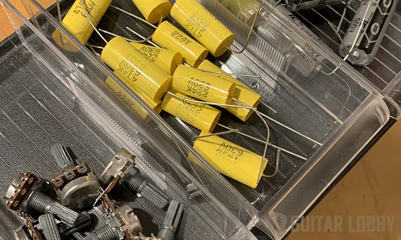 Guitar amp component drawers